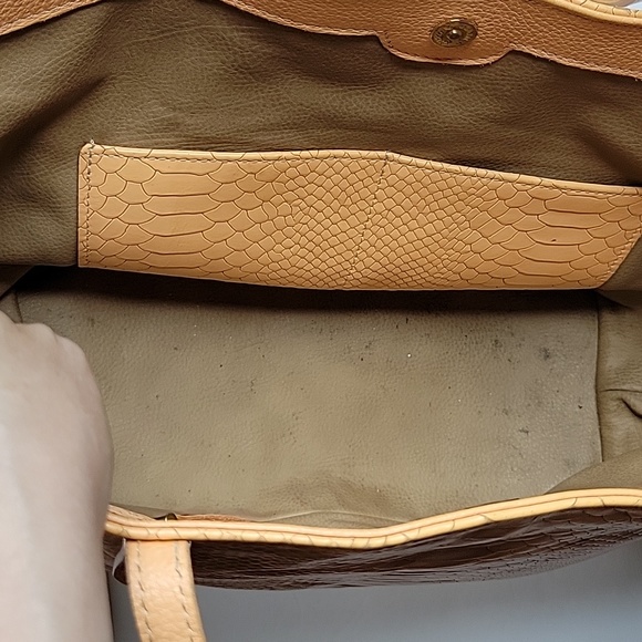 Gigi New York Teddi Peach Python Embossed Leather Tote - Picture 5 of 8